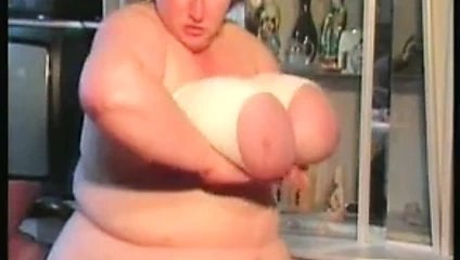 İri güzel kadın esther 6