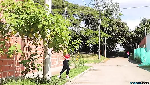 İri göğüslü fahişe bana hayatımın en iyi sikişini yaşatıyor