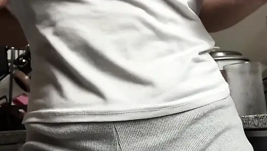 Terli öğleden sonra egzersiz öğütme ve işeme