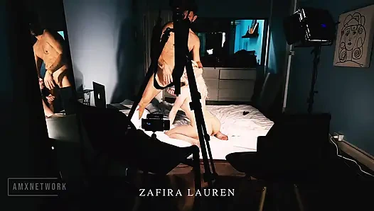 Faphouse modeli Zafira Lauren ile kamera arkası