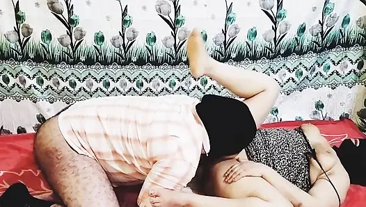 Kaltak Arap Mısırlı seksini koruyor