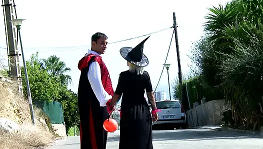 Horny couple sneak out of a Halloween party to fuck