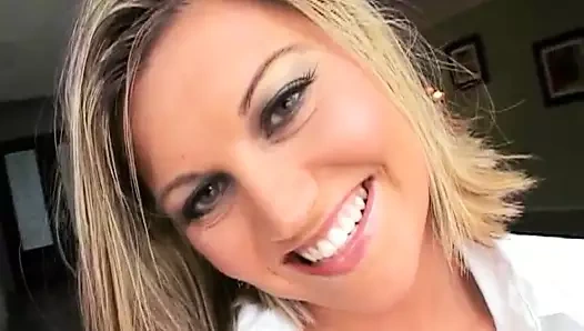 bebeğim seviyor o kaba ve sert