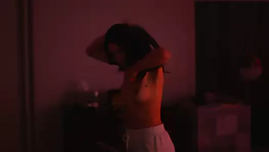 Tuppence Middleton - "sahip"