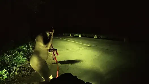 Aşırı Sokakta ağza Ve Sperme Işiyor