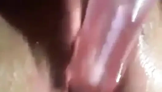 Fışkırtmalı kremsi dildo sikişi