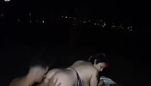 Me Pilla La Gallega Masturbándome En El Mirador Y La Acabo Poniendo Fina Con Mi Gran Pollón