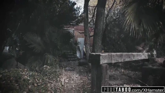 Saf tabu karavan çöp üvey kızkardeş kardeşinin anal çalıyor!