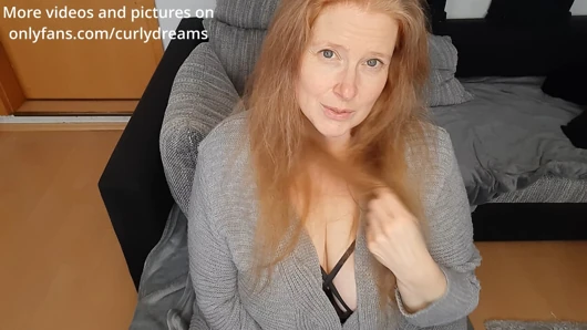 Curly_Dreams büyük göğüslerim için yağ - büyük göğüslerimi dölluyorum