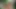 Blonde Schönheit masturbiert im Freien