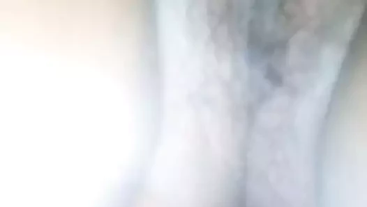 Deshi yenge swo ona neud vücut