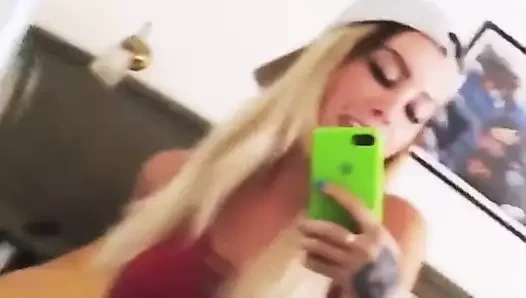 Rus kaltak sahile gidiyor!