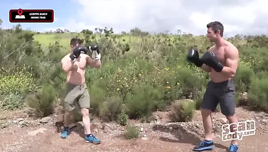 Dean deepthroats shaws büyük horoz ve hoşlanır onu nüfuz