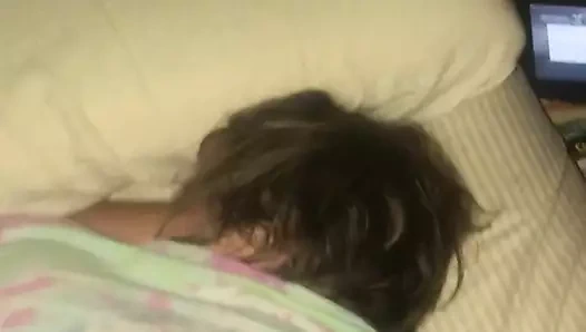 Büyük amcık arkadan alındı