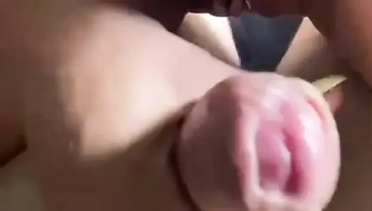 Orta yaşlı seksi kadın yarağımla mastürbasyon yapıyor