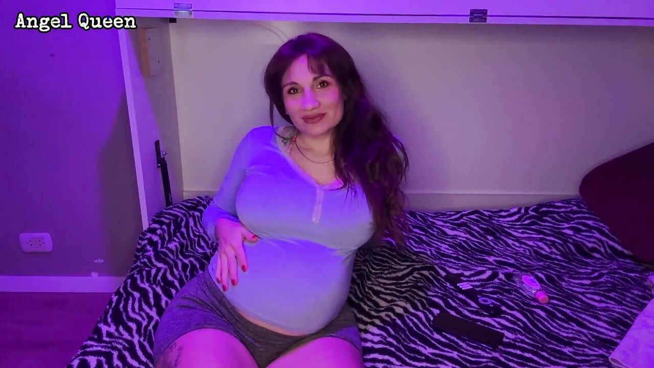 JOI Hamile Üvey Anne