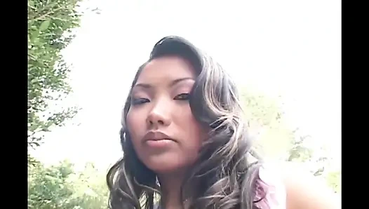 Edepsiz Asyalı kaltağın epik anal kızlığını bozma!!