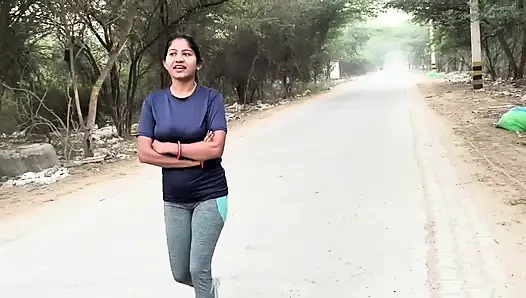 Hintli erkek arkadaş kız arkadaşını oyo odasında sikiyor mms klip 8 inçlik büyük yarakla viral oluyor