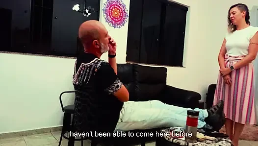 Dindar evli kadının tefeciye borcu vardı.