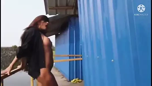 Poonam pandey - aşırı ısınma