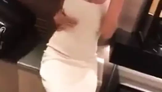 Dik milf record ona öz oynama