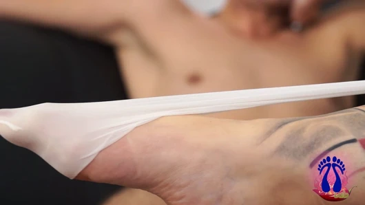 Cum üzerinde benim ayak