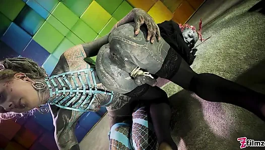 Büyük dövmeli trans Lily Lu anal yumrukla sikiliyor