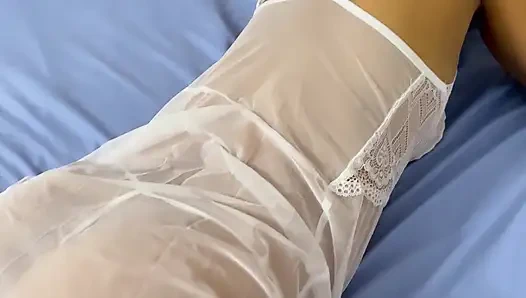 Yatakta ekstra kremalı kahvaltı