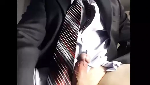 Adım baba okşayarak onun horoz at the ofis