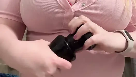 Göt deliğim mahvolduğunda amım sert boşalıyor... ve daha fazla anal eğlence