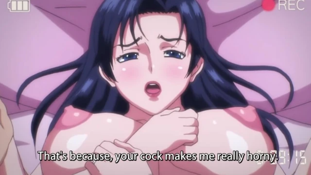 Azgın evli kadın kocasının arkadaşı tarafından sikiliyor ve amcıkları yarakla sikiliyor