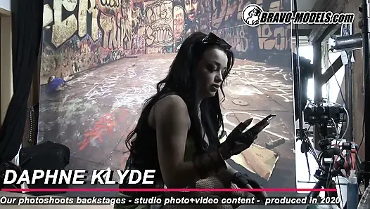 Sahne arkası fotoğraf çekimi Daphne Klyde - yetişkin