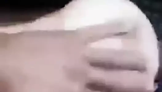 Pados wali Bhabhi ko Akele me chod diya