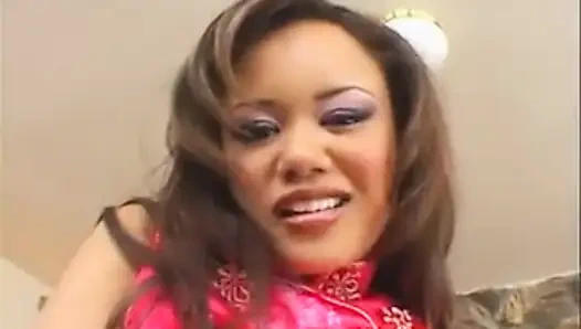 Seksi Asyalı göt sikişi