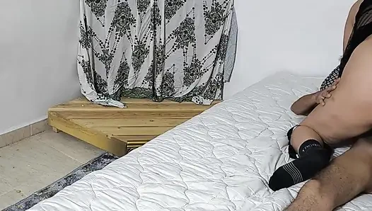 Büyük yarak mısırlı ve sharmota iri güzel evli kadın