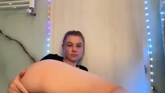 Jucielussie Anal fingering and anal plugging