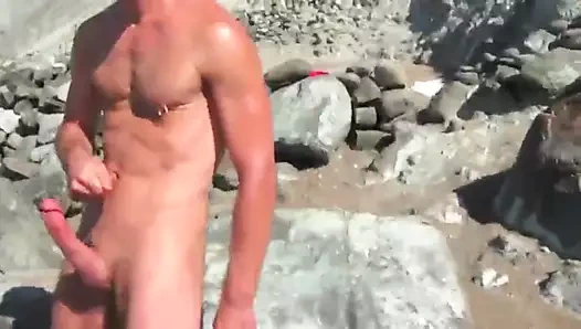 plaj büyük booner masturbasyon kamu