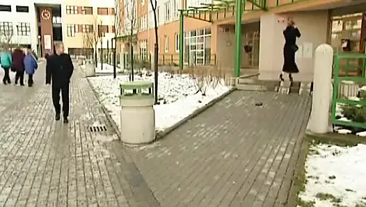 İtalyan iri güzel kadın anal sert seks yapıyor