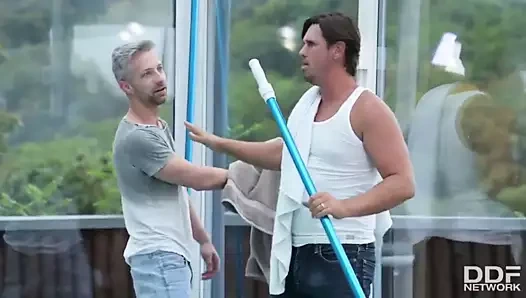 Krystal Swift - Sofia Lee