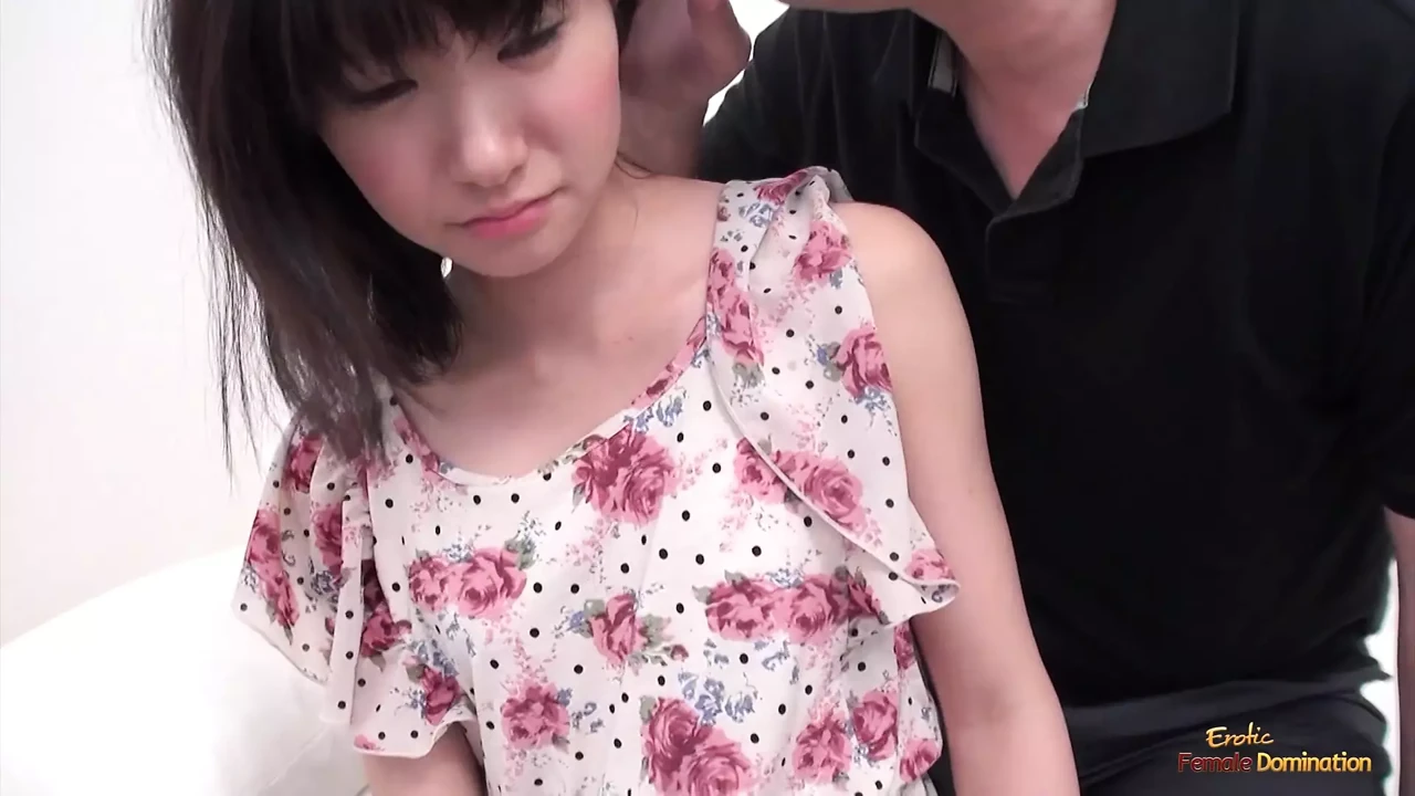 Asian cutie cums like mad as her boyfriend creampies her