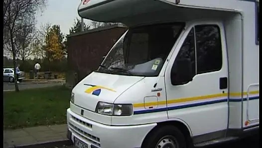 Klasik retro Alman amatör video - günlük porno dozunuz