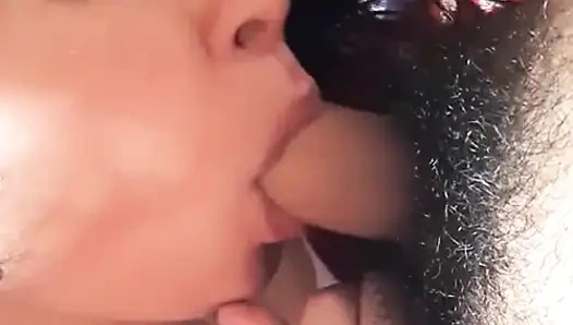 Sürtük üvey erkek arkadaşıyla sabah şenliği, neredeyse erkek arkadaşını yakalıyormuşuz! Bakış açısı 4k