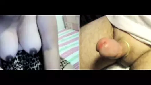 Sıcak dudaklar ve koyu renkli uçlar