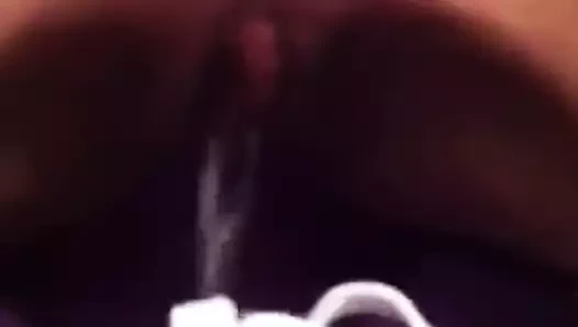 Milf işiyor üzerinde kendini