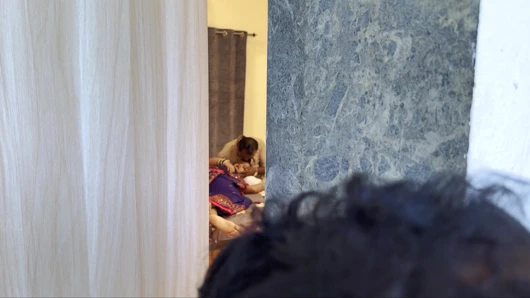 Hintli ateşli sasur devar yenge tam çıplak seks