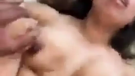 chubby latina alır onu göğüsleri yakalandı iken varlık fucked