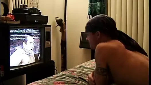 Fragman çöp fahişe sert anal seks yapıyor ve göt aromalı döl yiyor