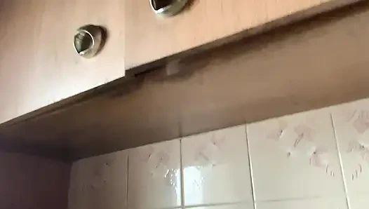 Ateşli ve yaramaz bebek göğüsleri