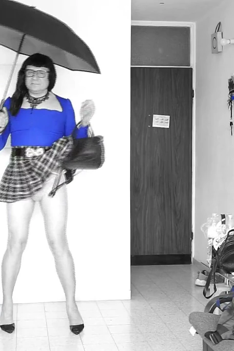 Blue Boy Crossdressser