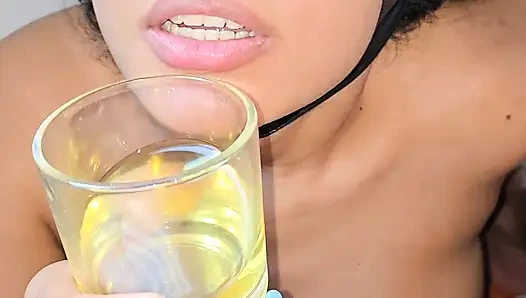 Hamile kölemi sidik ve döl ve tükürerek besliyorum (bölüm i)